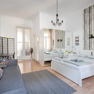 k10-boutique-apartments-best-location-by-bqa.inbudapesthotels.com/